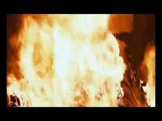 EJDERHA DÖVMELİ KIZ