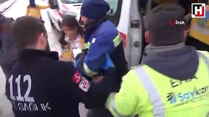 2 inşaat işçisi ısınmak için yaktıkları ateşte feci şekilde yandı