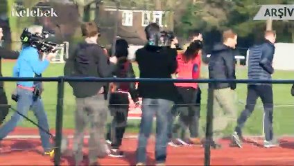 Kavga çok büyümüş: Onun yanına oturmam