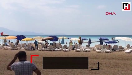 Van Gölü sahilindeki halk plajına turist ilgisi