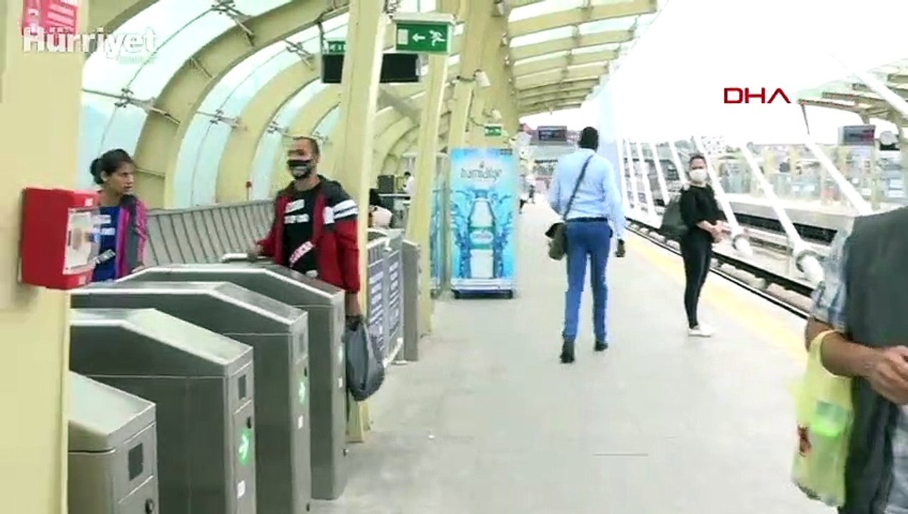 Metroya maskesiz binmek istedi, izin vermeyen güvenlik görevlisiyle tartıştı