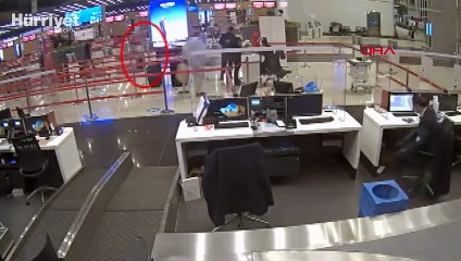 PKK'lı kadın sahte pasaportla yurt dışına kaçmak isterken yakalandı