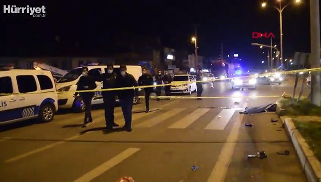 Kırmızı ışıkta geçen hafif ticari araç, iki motosiklete çarptı: 1 ölü, 2 yaralı