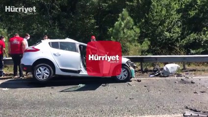 Kamyon ile otomobil çarpıştı: 2 ölü, 3 yaralı