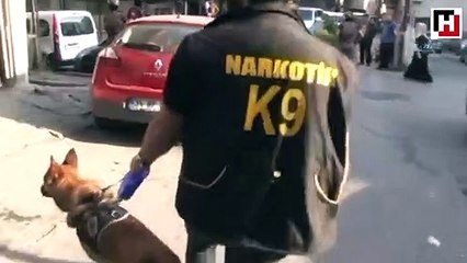 100 polis semtin ara sokaklarına böyle girdi!