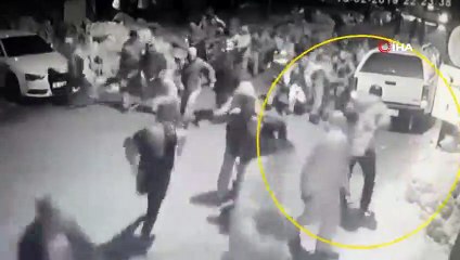 Tuvalet parası yüzünden çıkan kavganın görüntüleri ortaya çıktı