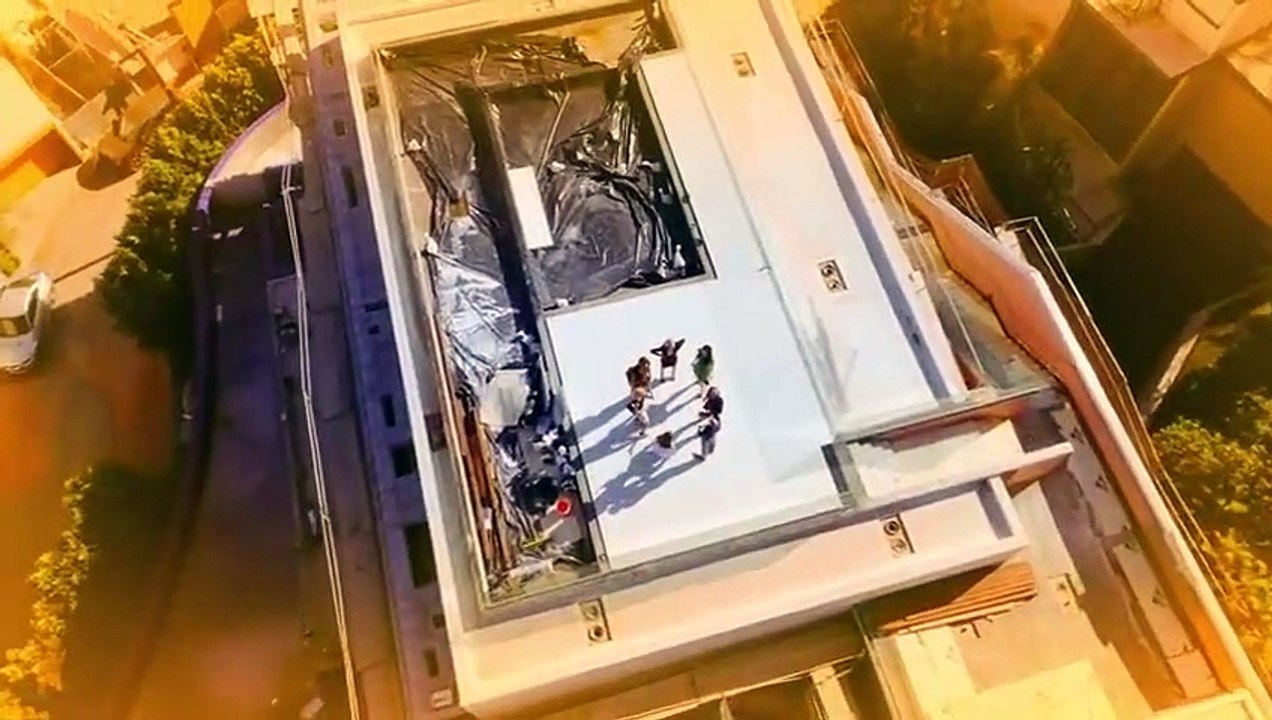 Selling Sunset - Se1 - Ep02 HD Watch HD Deutsch