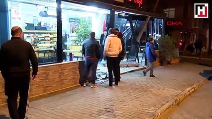 Maltepe'de minibüs pastaneye girdi