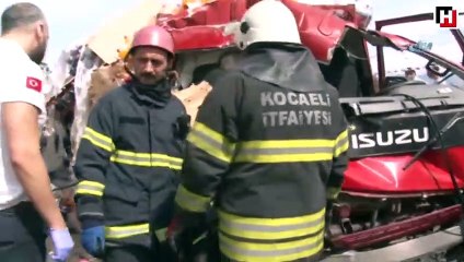 İçecek yüklü kamyon TIR'a arkadan çarptı