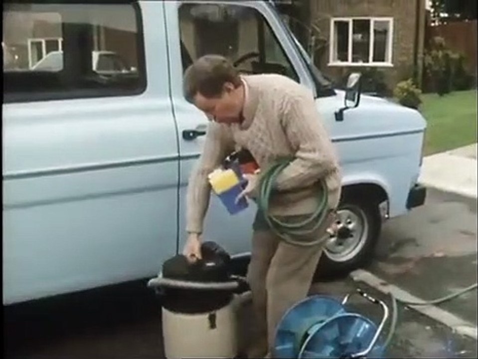 Ever Decreasing Circles - Se1 - Ep03 HD Watch HD Deutsch