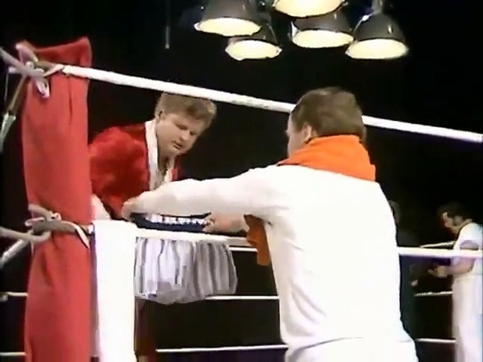 The Benny Hill Show - Se1 - Ep02 HD Watch HD Deutsch