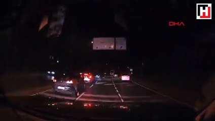 Aniden şerit değiştirince yol savaş alanına döndü