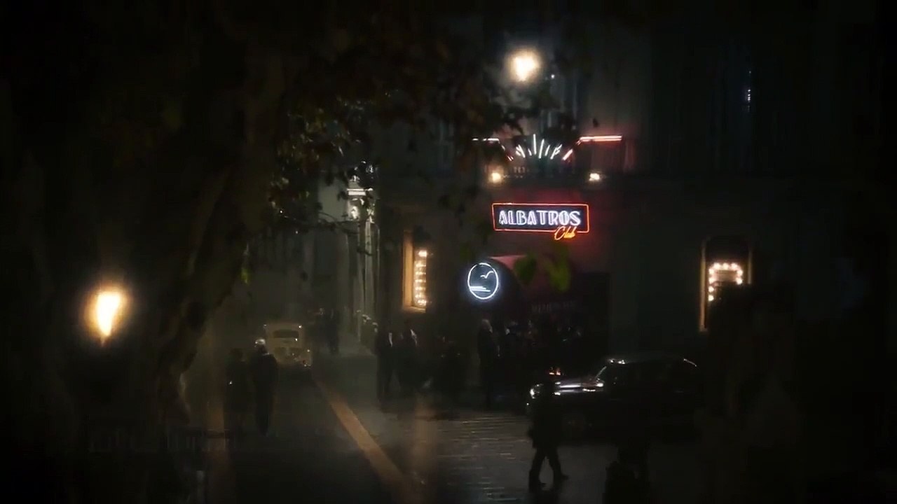 Hache - Se1 - Ep01 - Dolls floating at sea HD Watch HD Deutsch