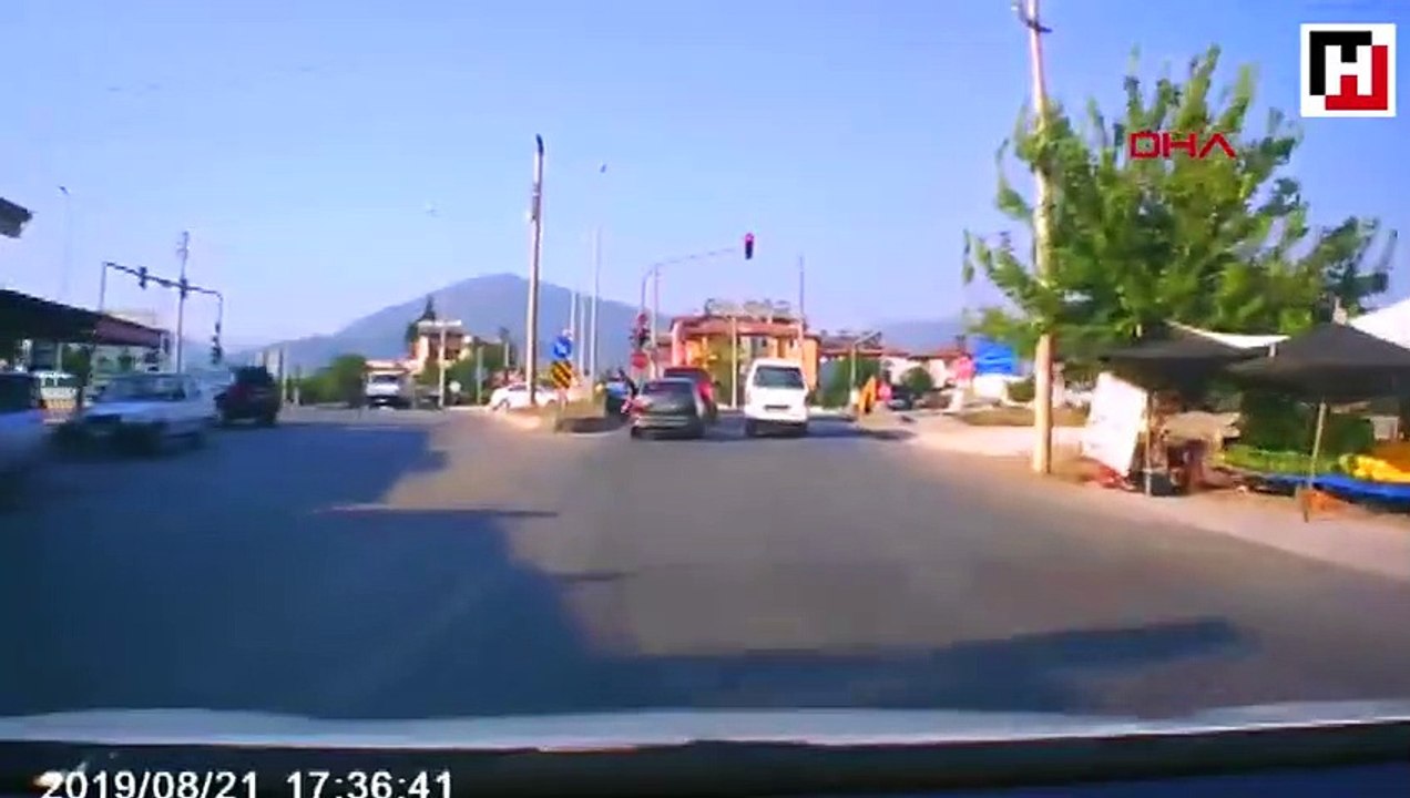 Muğla'da satırlı trafik magandası