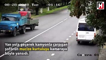 Direksiyonda uyuyan sürücünün mucize kurtuluşu kamerada!
