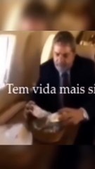 [...] Um 'pouquinho' sobre o quotidiano -- Lula & Bolsonaro