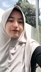 jilbab cantik goyang 1