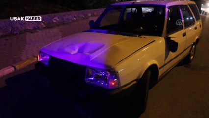 Uşak'ta otomobilin çarptığı üniversite öğrencisi ağır yaralandı