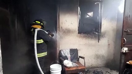 Voraz incendio en El Pedregal deja dos menores hospitalizados