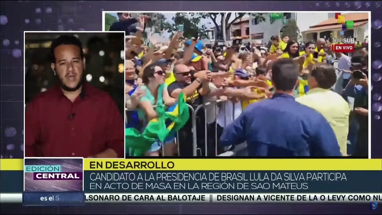 Lula da Silva participa en un acto de masa en la región de São Mateus