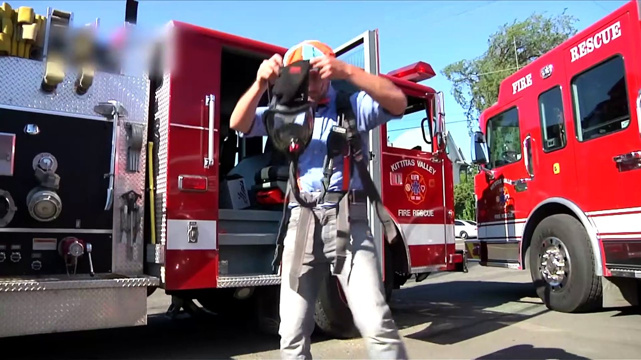 Canción de los deportes (Canción del fútbol) | Canciones para niños | Aprende con Blippi