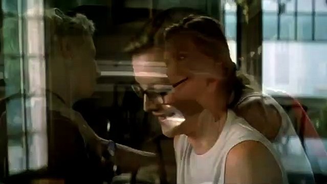 Apparences Bande-annonce (EN)