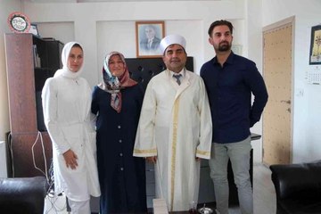 Mersin haberi | Mut müftüsüne Macar gelin