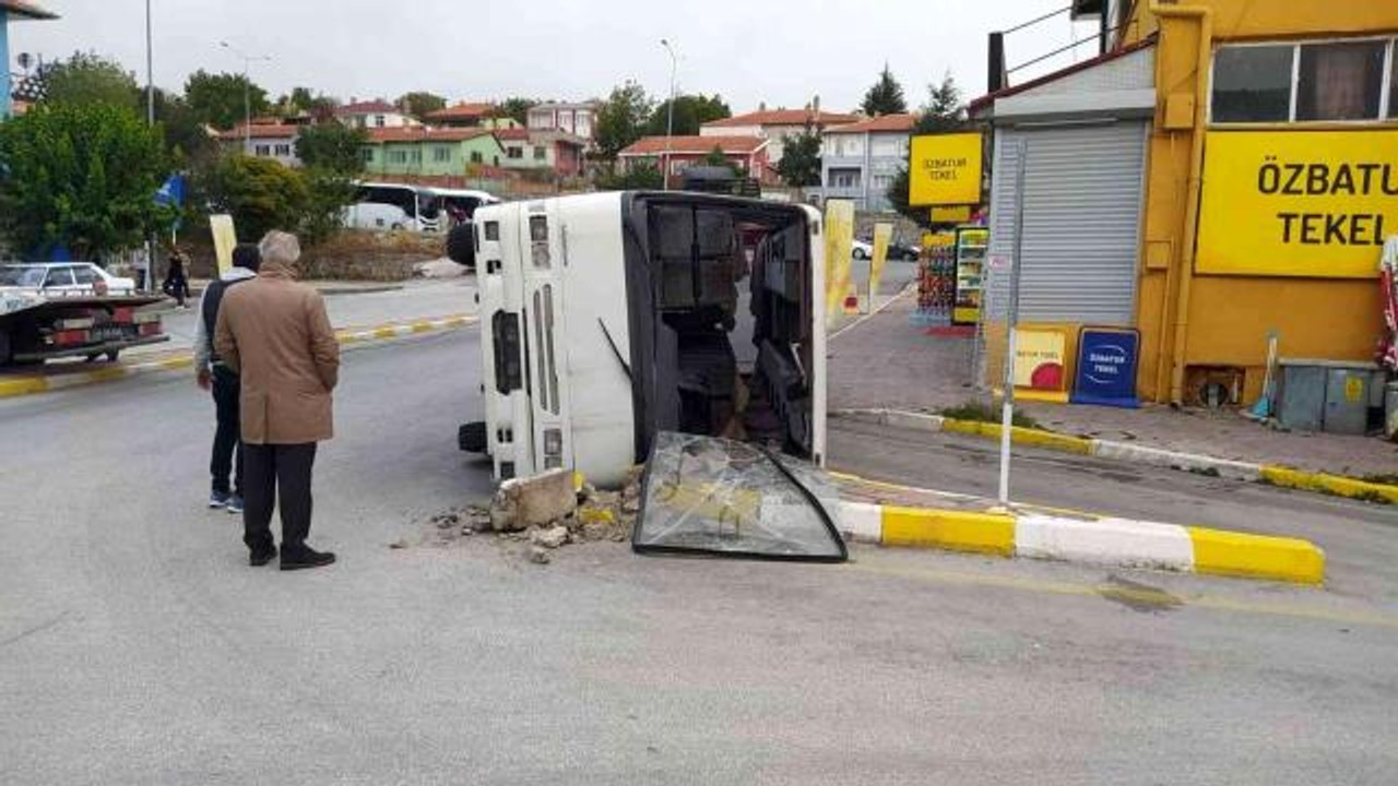 Son dakika haber... Yozgat'ta işçileri taşıyan otobüs devrildi: 6 yaralı