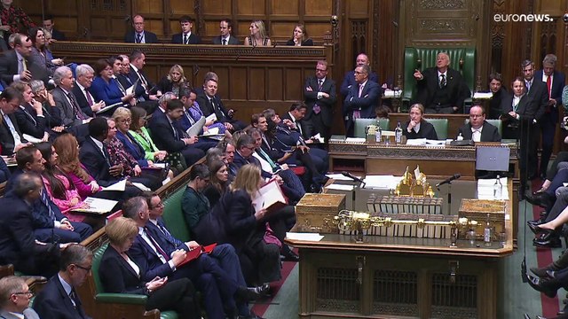 Liz Truss admits budget mistakes and apologises after Jeremy Hunt announces mini-budget U-turn