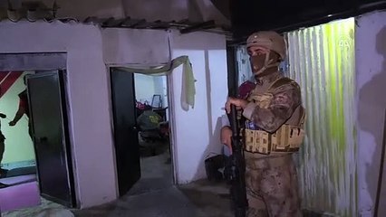 Uyuşturucu satıcılarına şafak operasyonu: 40 gözaltı