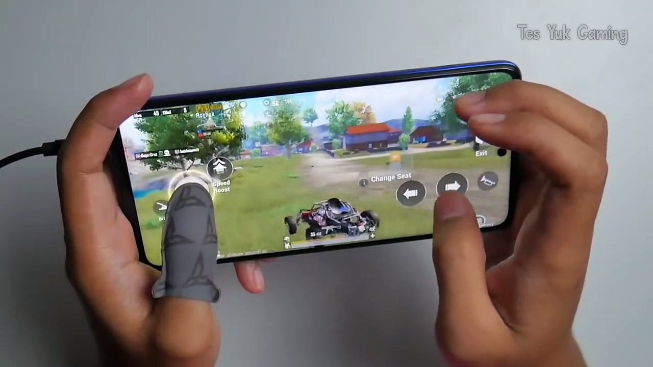3000   Damage___ _ Poco X3 Pro PUBG Full Handcam Solo Vs Squad