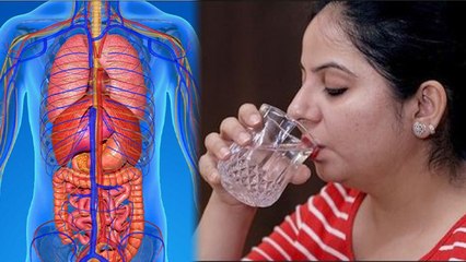 बासी मुंह गर्म पानी पीने से क्या होता है ? बासी मुंह गर्म पानी पीने के फायदे | Boldsky *Health