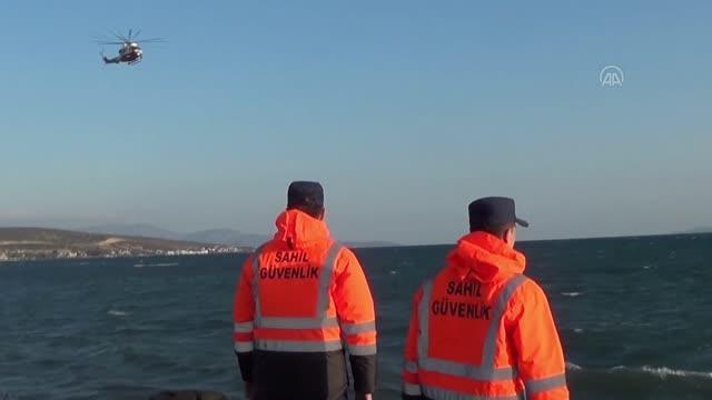 Tekneden denize düşen balıkçıyı arama çalışmaları sürüyor