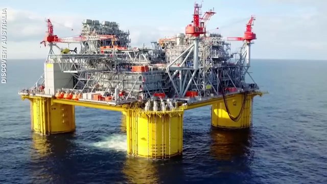 Extreme Dangerous Oil Rig Jobs!