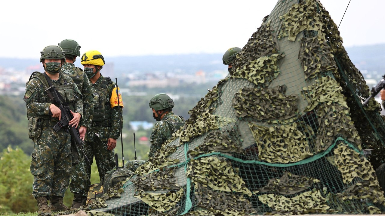 Taiwan Military Faces Recruitment Crunch Due to Low Birth Rate - TaiwanPlus News