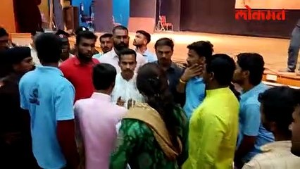 राम, सीता आणि लक्ष्मणाच्या भूमिकेत असलेल्या कलाकारांचं नाटक औरंगाबादेत का बंद पाडलं-