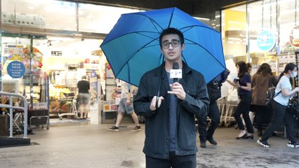 Approaching Typhoon Causes Supermarket Scramble - TaiwanPlus News