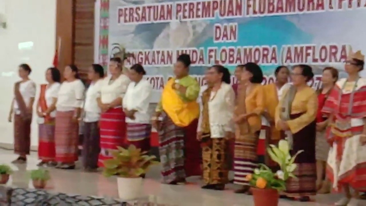 Semangat... Pelantikan Pengurus Persatuan Perempuan Flobamora, Kota Sorong, PB