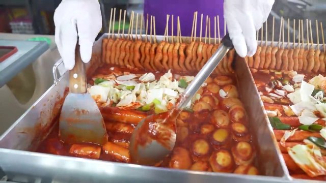 Korean Comfort Food Tteokbokki Spicy Rice Cake || Korean Food [ASMR]