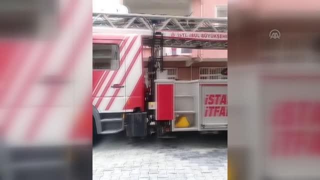Son dakika gündem: Bağcılar'da 5 katlı binada çıkan yangın söndürüldü