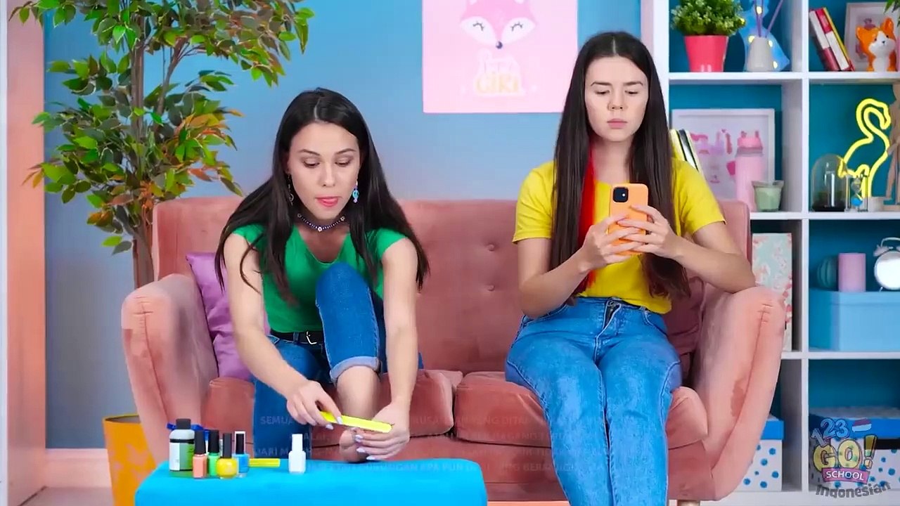 100+ TUTORIAL MAKEUP BUAT CEWEK __ Tutorial Makeup Efek Khusus dan Prank Makeup oleh 123 GO! SCHOOL