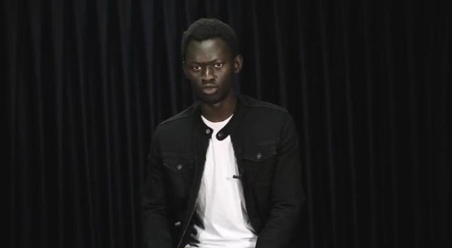 Türkiye'yi karış karış gezen Senegalli Musti; Karadeniz, Doğu ve Ege şiveleriyle kırıp geçirdi