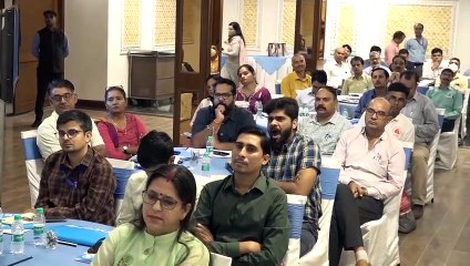 विशेष योग्यजनों को नहीं काटने पड़े चक्कर, इसके लिए अधिकारी करे कार्य: जूली