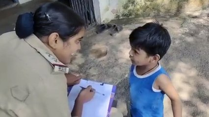 ఓరి బుడ్డోడా... ఏంట్రా ఇంత కోపం.. Three years boy complains on his mother for chocolate