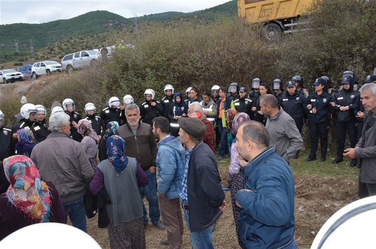 Tarım arazisine OSB yapılmasına karşı çıkan köylüler gözaltına alındı