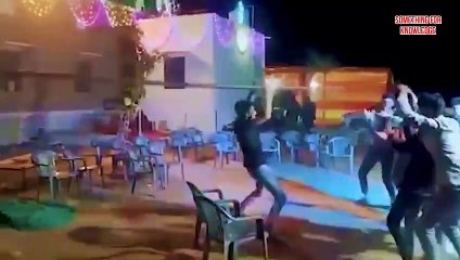 Funny Indian weddings   wedding fight   funny moments   wedding videos   Funny jaimala varmala video