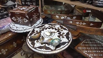 Önce özendi, sonra sedef ustası oldu