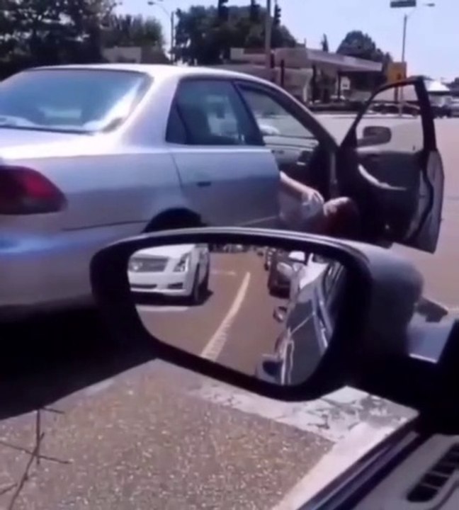 Bf vs Gf in the car
