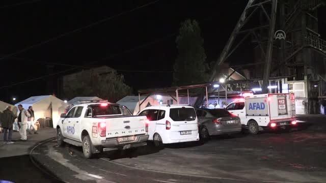 Son dakika haberi | Bartın Cumhuriyet Başsavcısı Kaynak, patlama yaşanan maden ocağında incelemede bulundu (2)