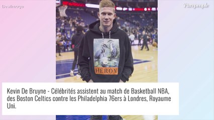 下载视频: Kevin de Bruyne en famille pour le Ballon d'Or : ses enfants, de sacrées petites têtes blondes très craquantes !